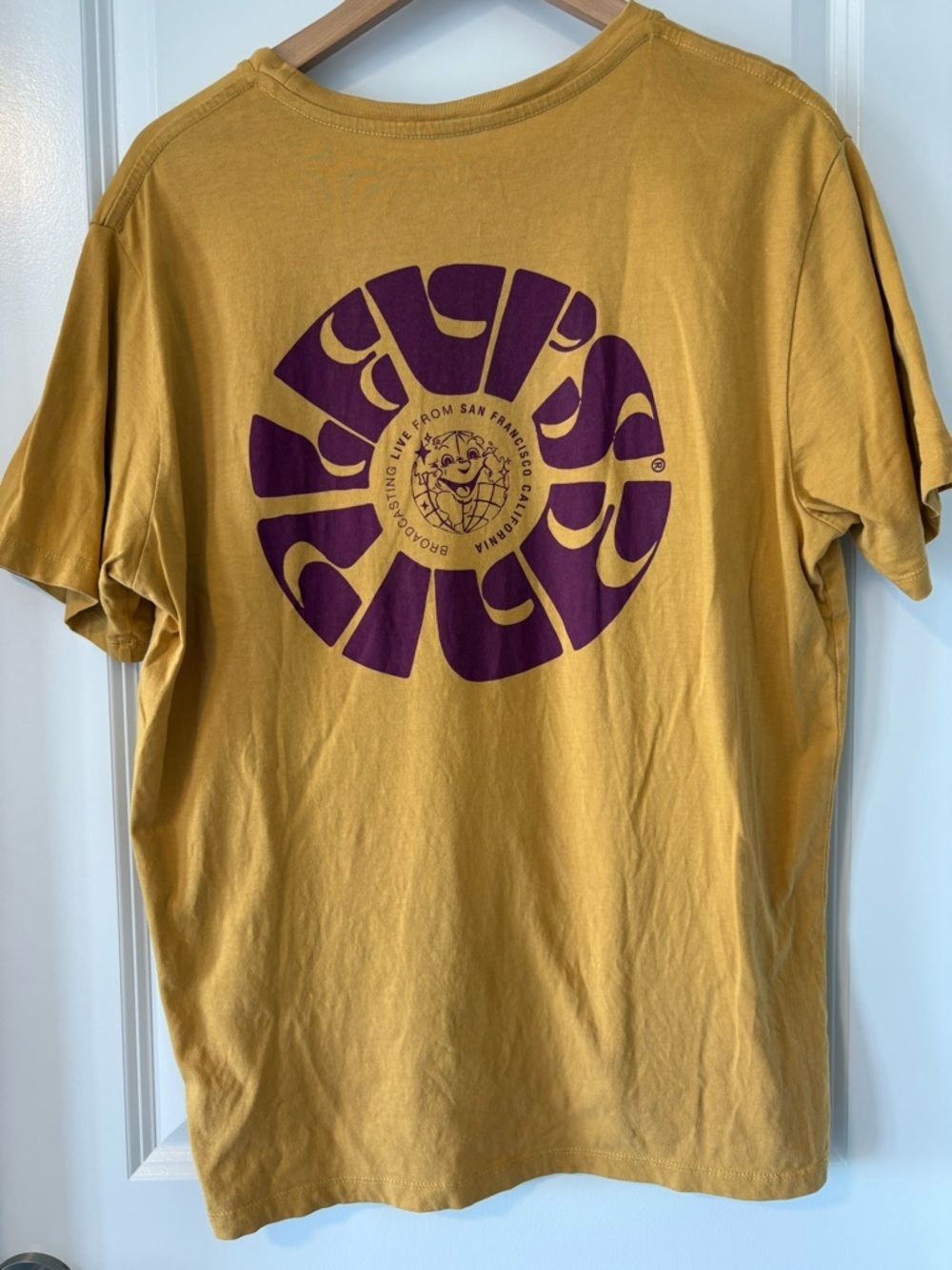 Levis World Music 501 FM Graphic Tee Mustard Yellow Size L - Picture 2 of 9